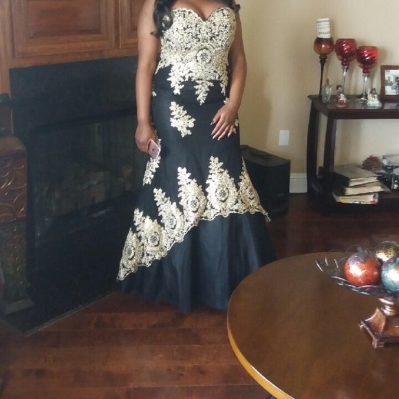 Prom Dress - Picture 3 of 3